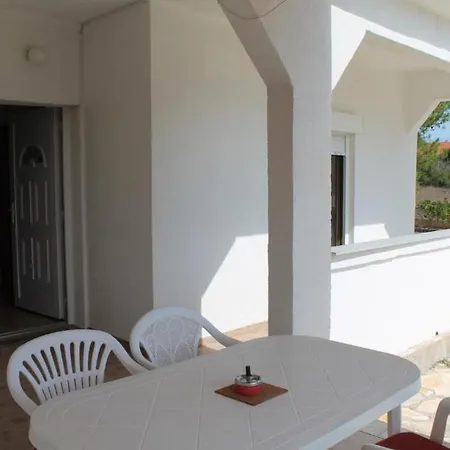 Snjeza - 80 M From Beach شقة *
